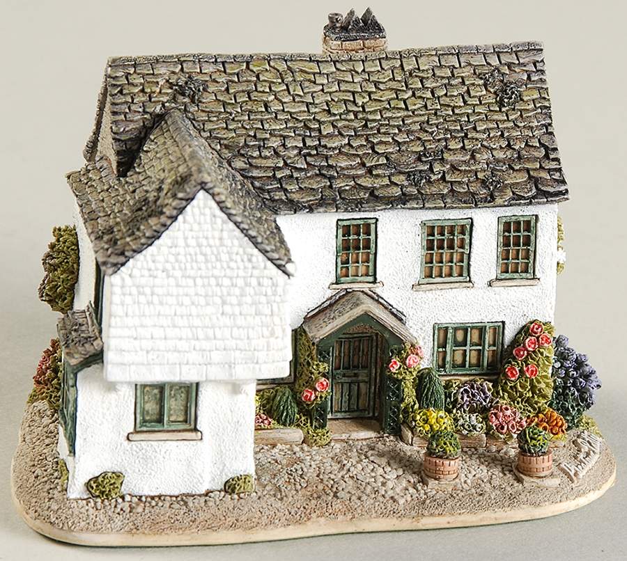 World Of Beatrix Potter Tabitha Twitchit's Shop - Boxed by Lilliput Lane-1
