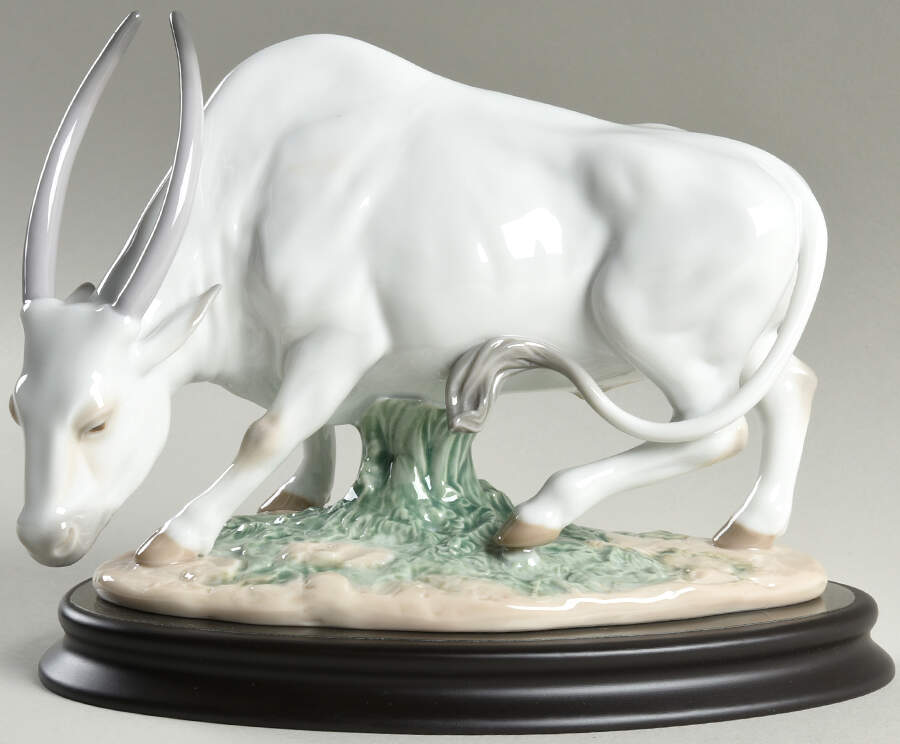 Chinese Zodiac Collection The Ox - Boxed by Lladro-1