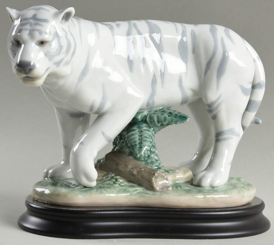 Chinese Zodiac Collection Tiger - No Box by Lladro-1