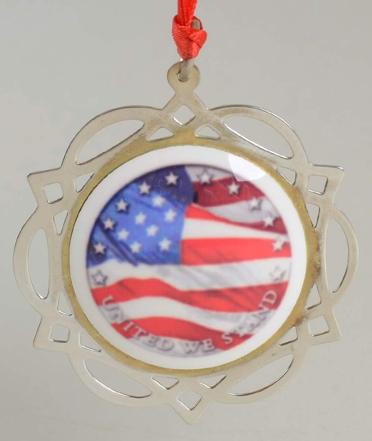 Sterling Ornaments United We Stand-Us Flag - With Box by Lunt Silver-1