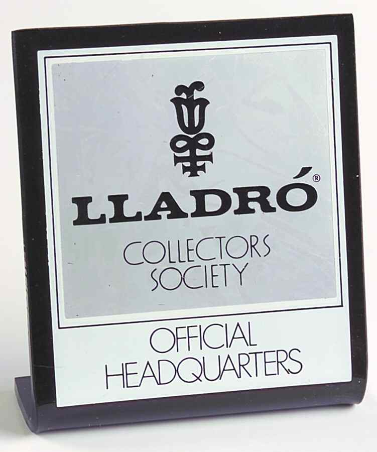 Advertisng Signs Lladro Coll Society, Off Headquarters - Plastic Advertising Signs by Lladro-1