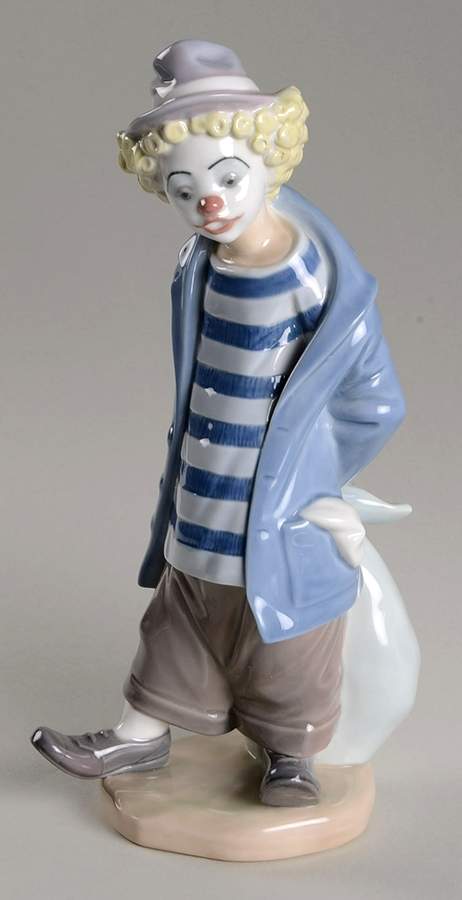 Lladro Collector Society Figurines Little Traveller-1986 - No Box by Lladro-1