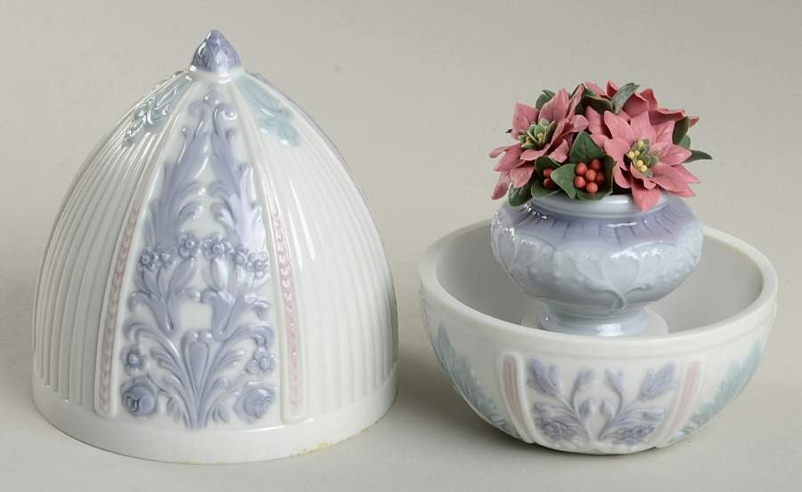 Four Seasons Egg Winter Egg - Boxed by Lladro-1