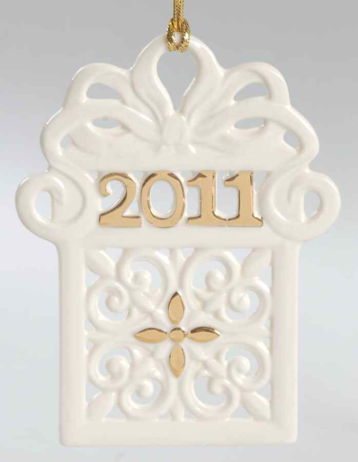 A Year To Remember Ornament 2011-Gift - Boxed by Lenox-1