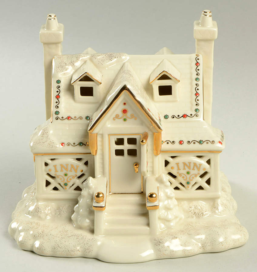 Mistletoe Park Village Inn - No Box by Lenox-1