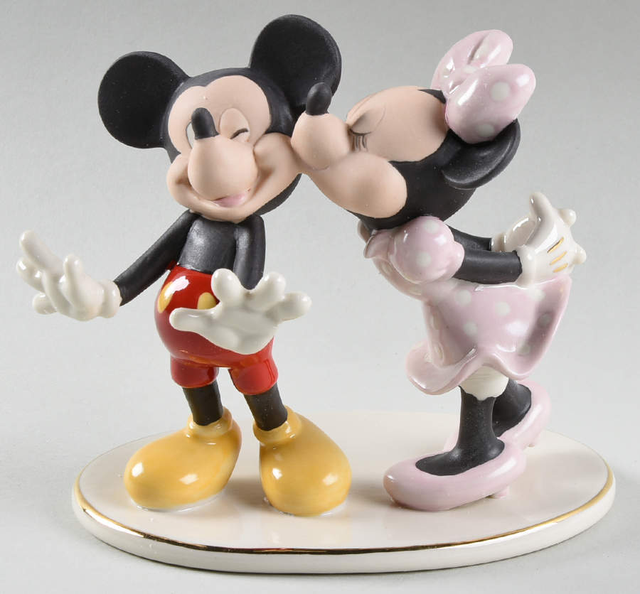 Disney Sweethearts Minnie Sneaks A Kiss - Boxed by Lenox-1