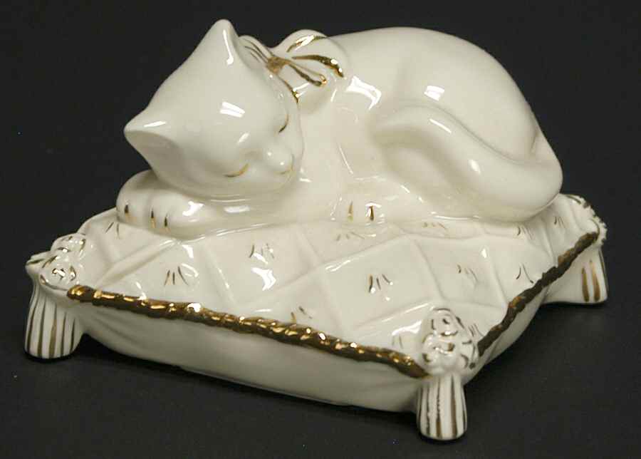 Classic Cat Collection Dreaming Away - Boxed by Lenox-1