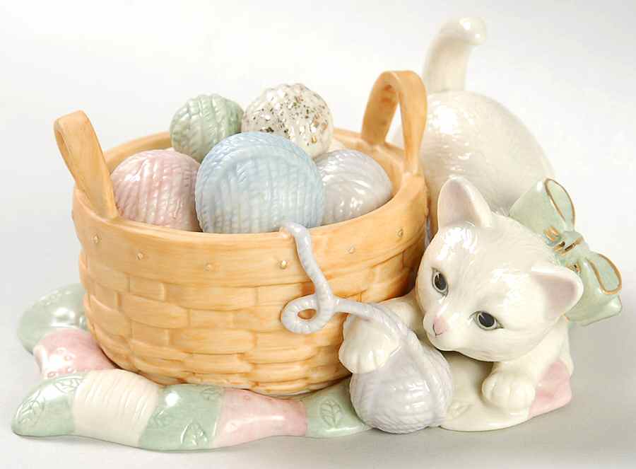 Classic Cat Collection A Basket Of Fun-Longaberger - Boxed by Lenox-1