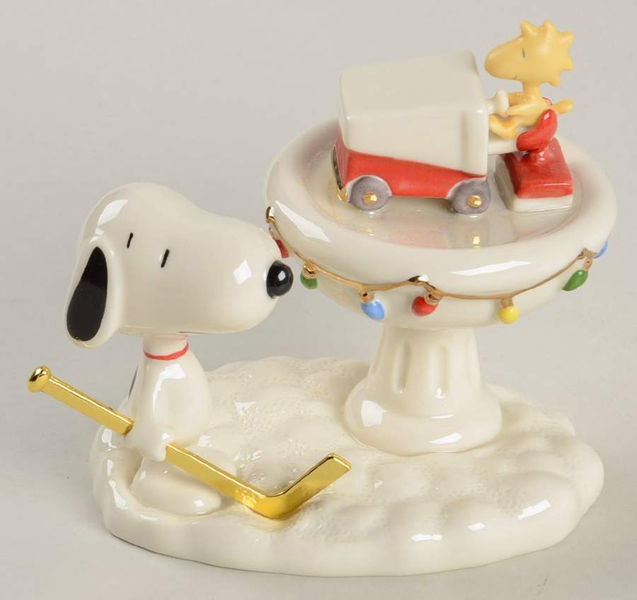 Peanuts Figurines Ready To Skate - No Box by Lenox-1