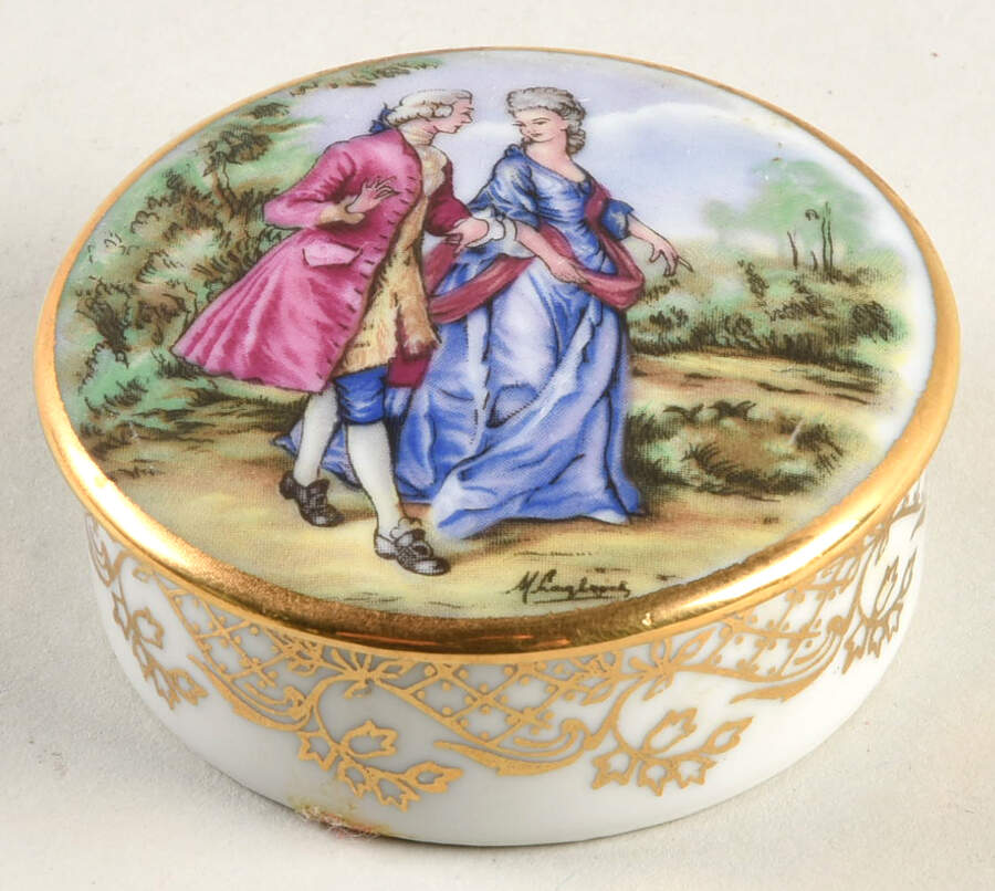 Limoges Miniature Figurines & Giftware Covered Box-Couple Strolling - No Box by Limoges-French-1