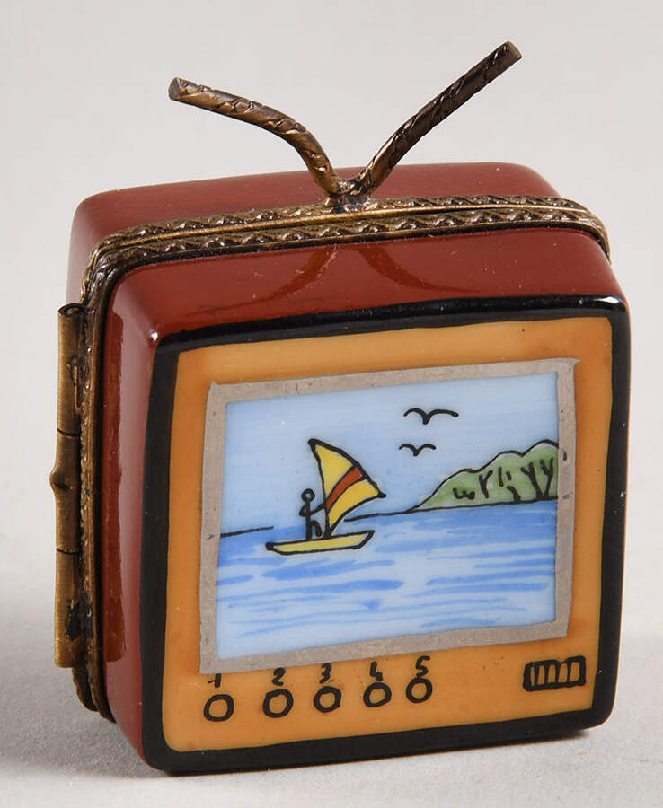 Limoges Miniature Figurines & Giftware Tv Box-Red - No Box by Limoges-French-1