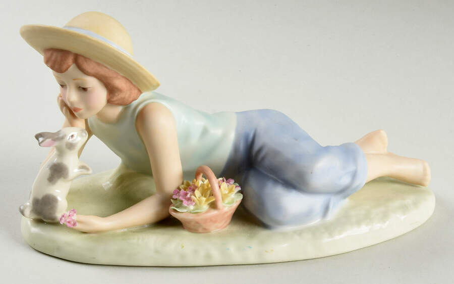 Easter Figurines Springtime Bunny Daydreams - No Box by Lenox-1
