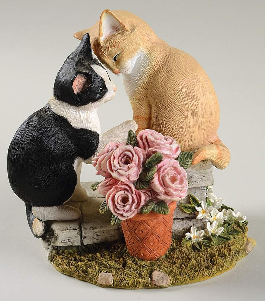 Sweet Kitties Sculpture Collection Kitty Kisses - Boxed by Lenox-1