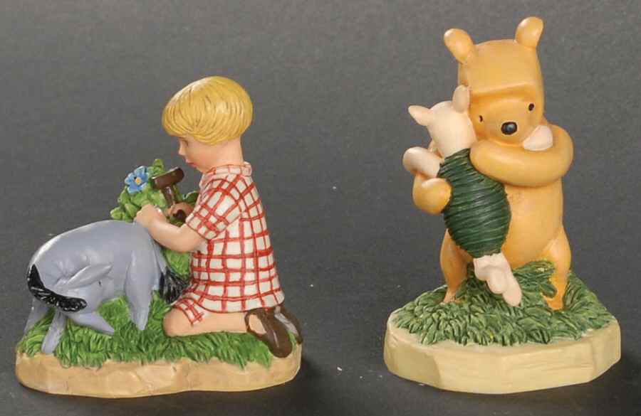 Winnie the Pooh Thimble Collection Pair Of Thimbles #8 - Boxed by Lenox-1