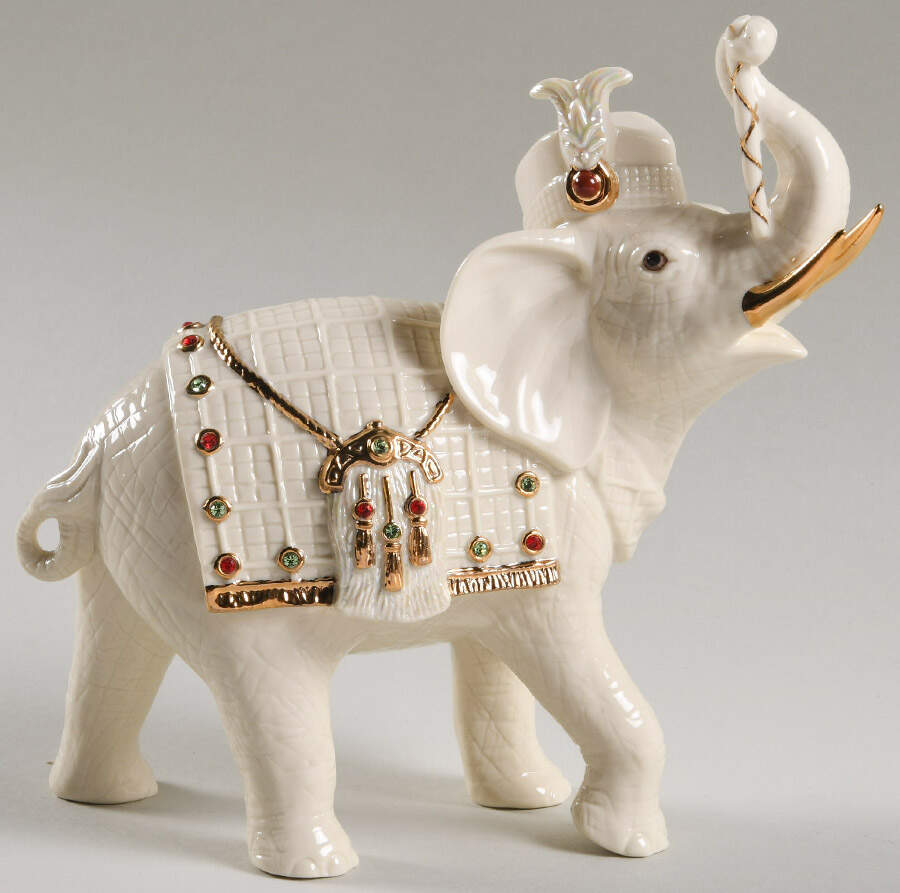 Royal Court Elephants Highland-Male - No Box by Lenox-1