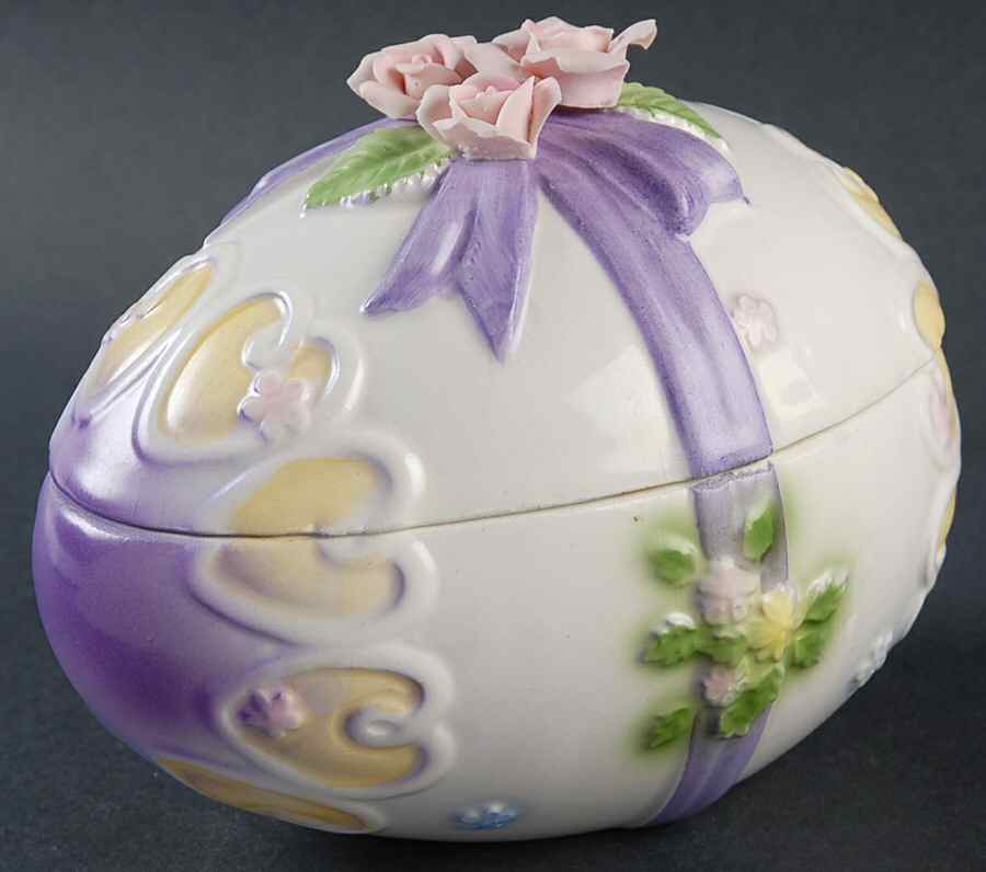 LEFton Giftware Egg Box With Purple Ribbon - No Box by Lefton-1