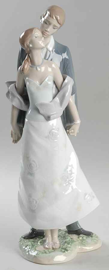 Utopia Perfect Match - Boxed by Lladro-1