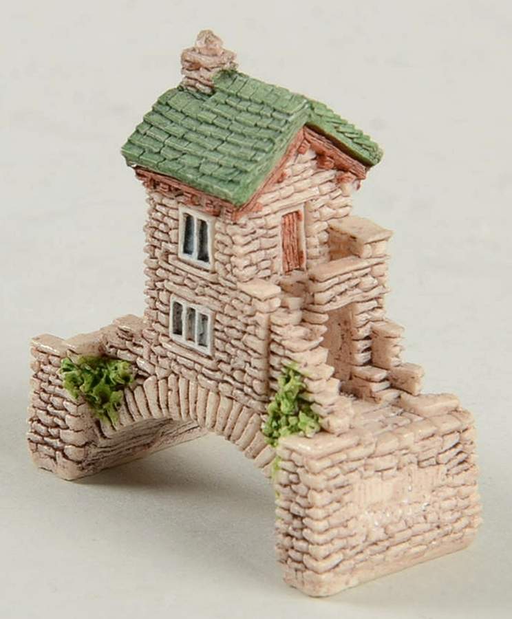 Dream Cottage Miniatures Bridge House - No Box by Lilliput Lane-1