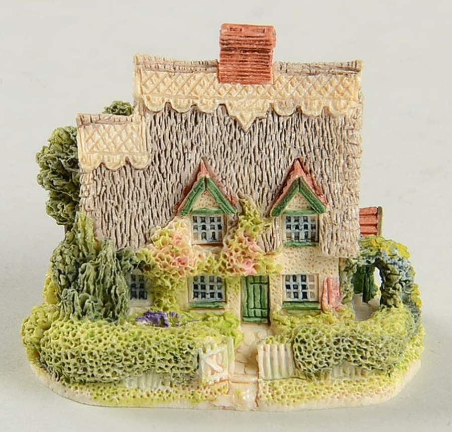 Dream Cottage Miniatures Cotman Cottage - No Box by Lilliput Lane-1