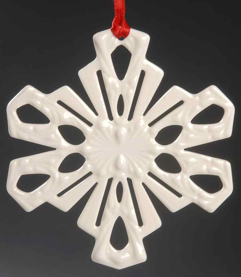 Snow Days 2001-Dustin Snowflake - Boxed by Longaberger-1
