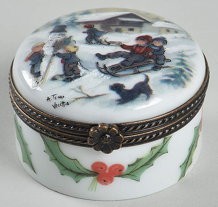 La Gloriette Limoges Box Kids Skiing - No Box by La Gloriette-1