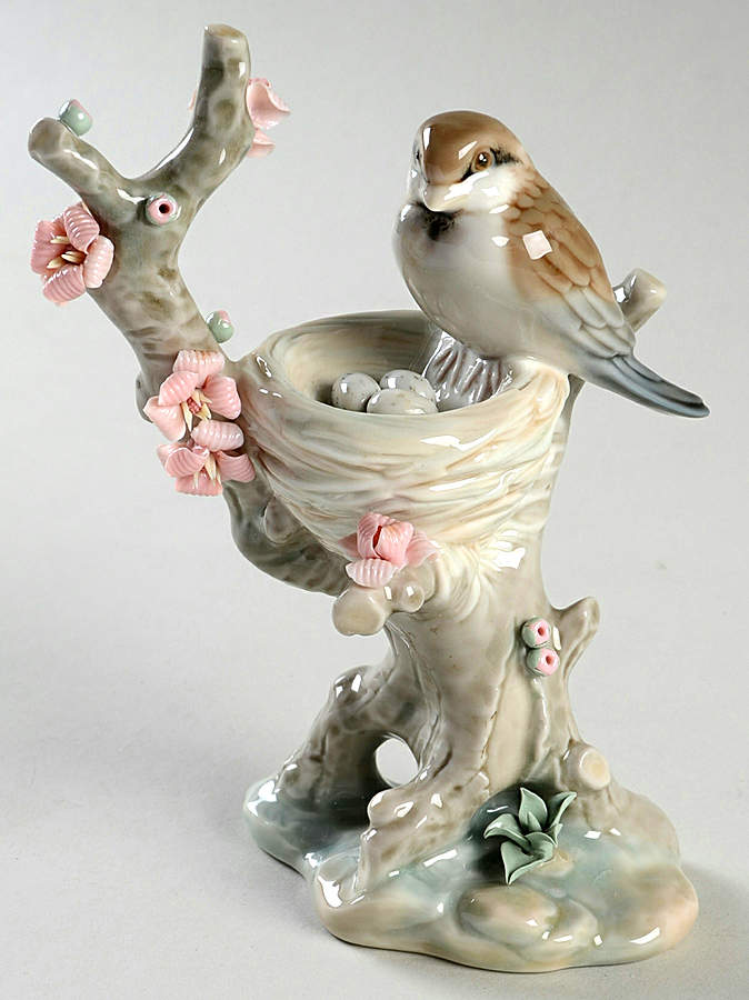 Birds Bird In Nest - Boxed by Lladro-1