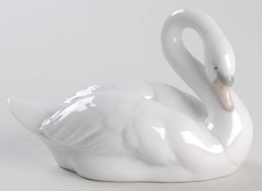 Birds Elegant Swan - No Box by Lladro-1