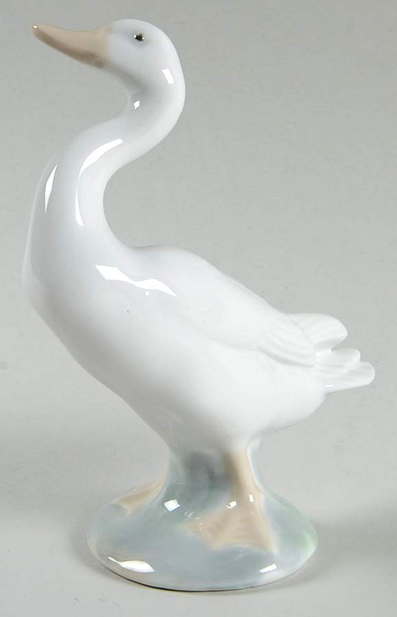 Birds Little Duck - Head Up - No Box by Lladro-1