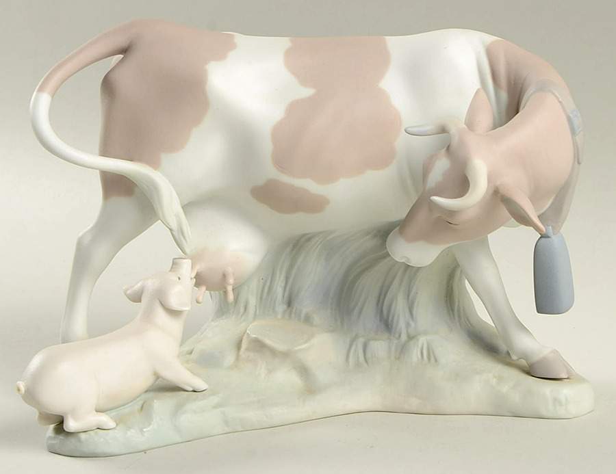 Animals-Domestic Cow With Pig - No Box by Lladro-1