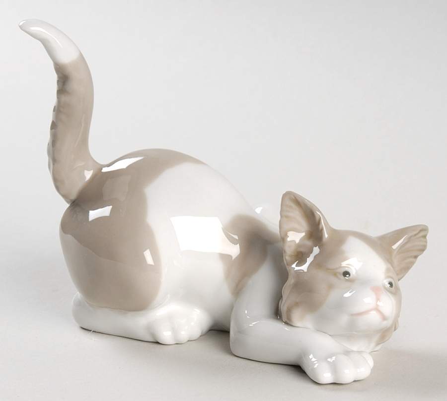 Animals-Domestic Attentive Cat - No Box by Lladro-1