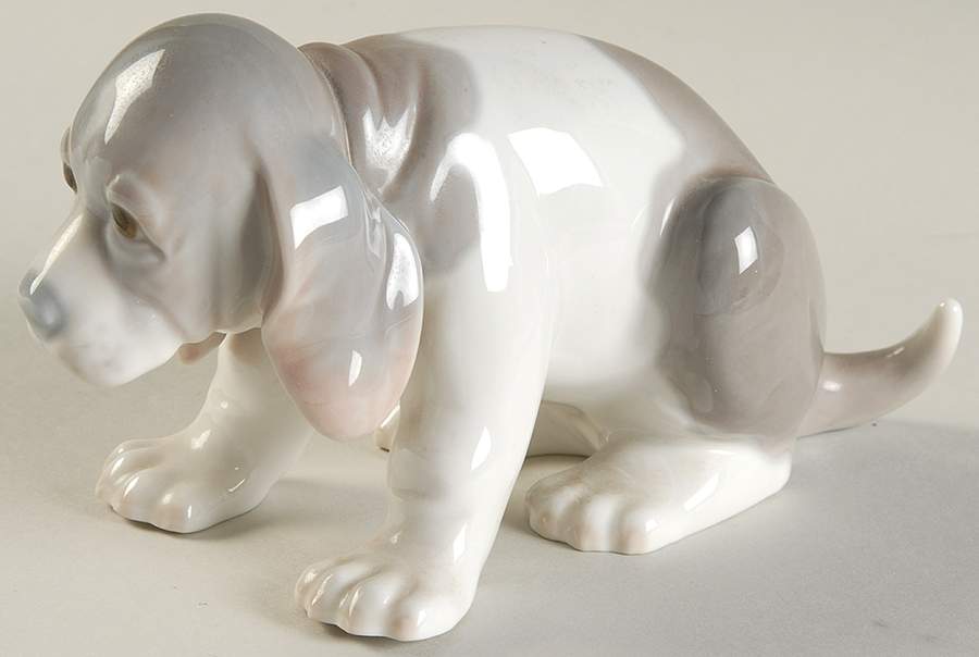 Animals-Domestic Sad Puppy-Beagle - No Box by Lladro-1