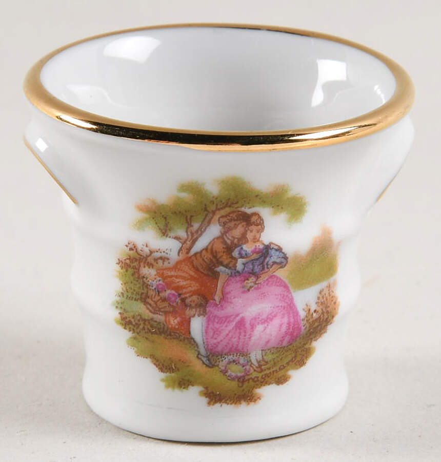 Limoges Castel Figurines Flowerpot Miniture-Embrace - No Box by Limoges Castel-1
