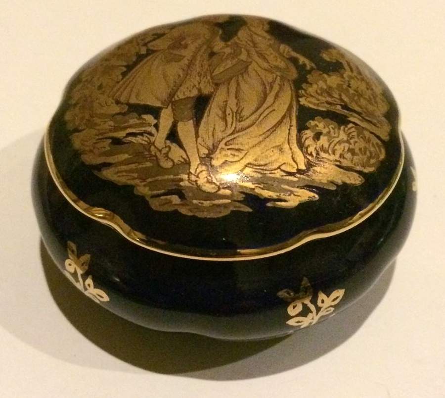 Limoges Castel Figurines Round Box-Mon Amour - No Box by Limoges Castel-1