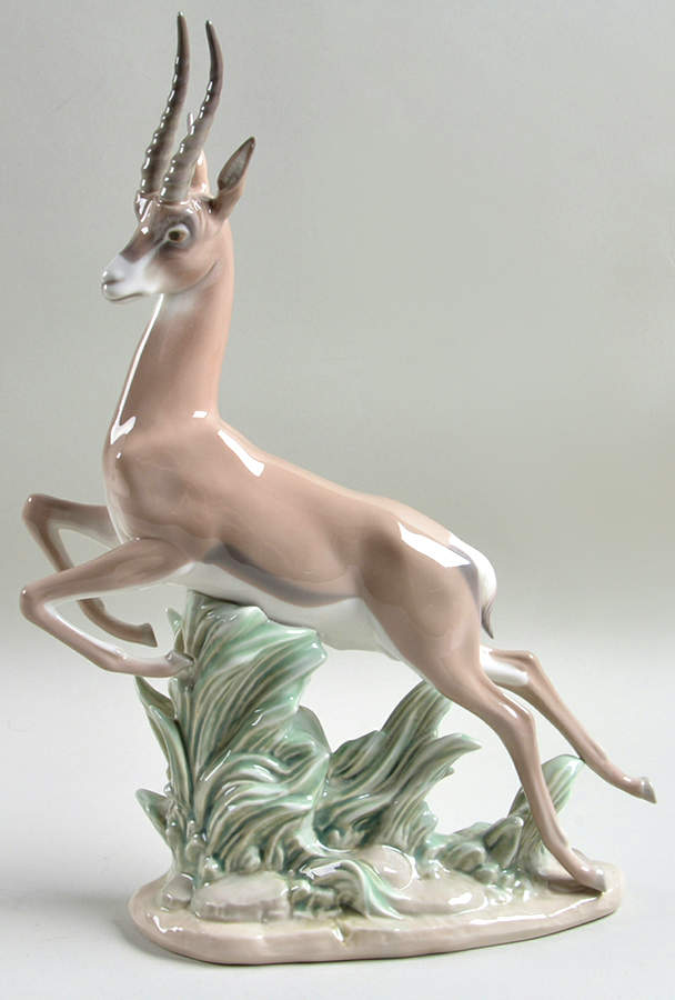 Animals-Wild Gazelle - No Box 60 by Lladro-1