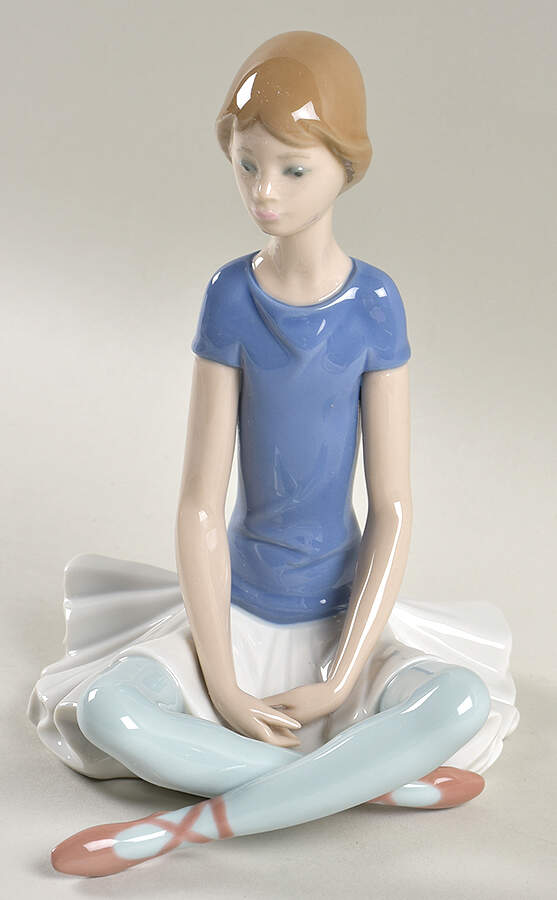 Ballet Girls Beth - Boxed by Lladro-1