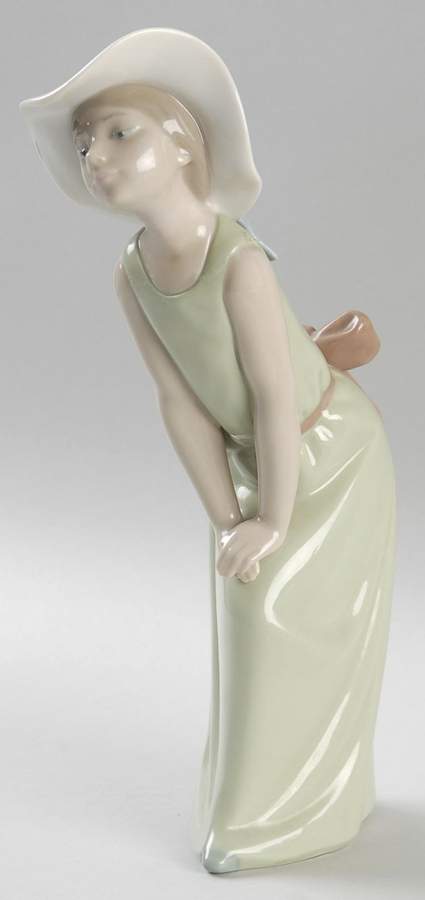 Sun Hat Girls Curious - No Box by Lladro-1