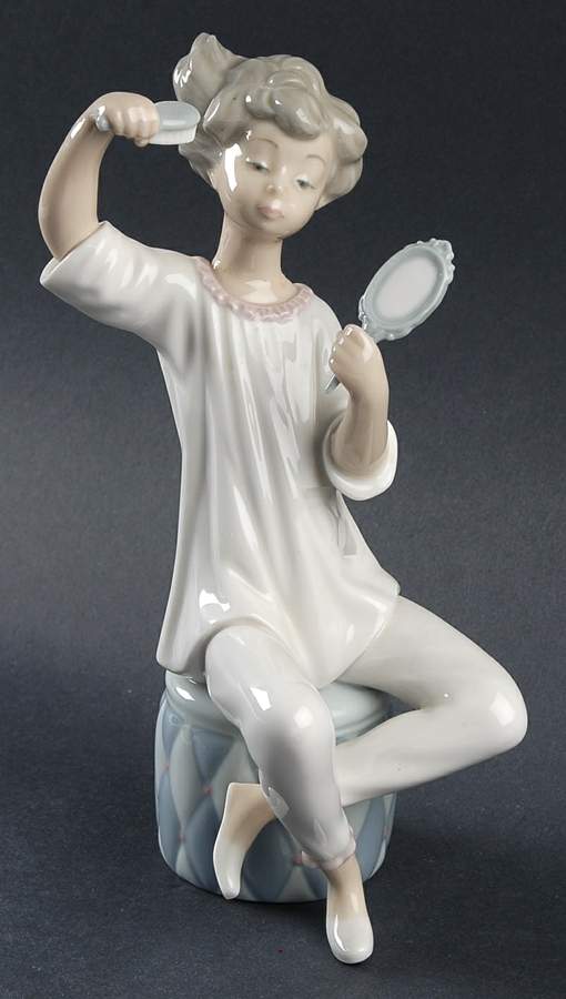 Girls Dressing Girl With Brush - No Box by Lladro-1