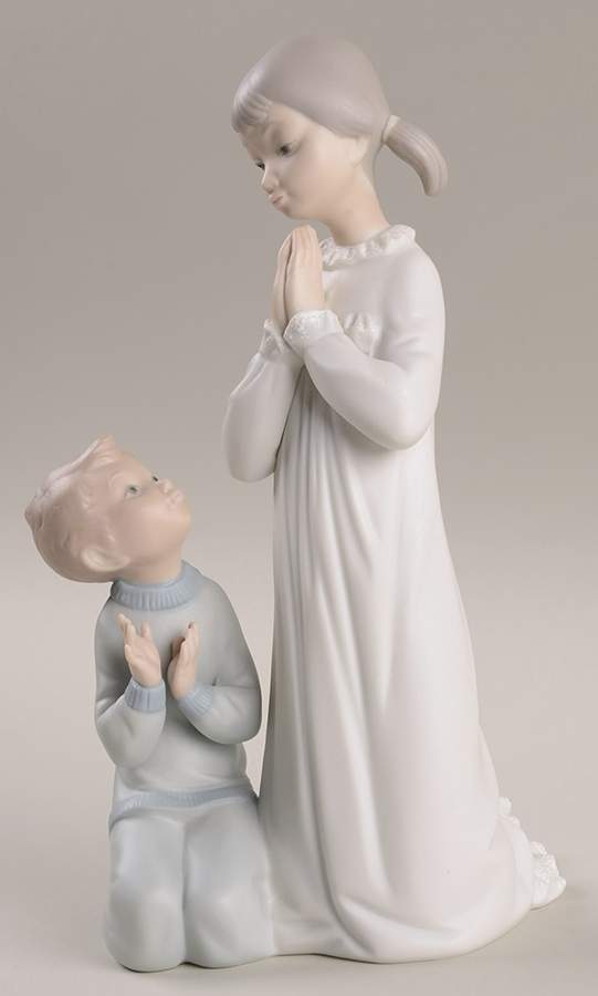 Children in Nightshirts Teaching To Pray - No Box by Lladro-1