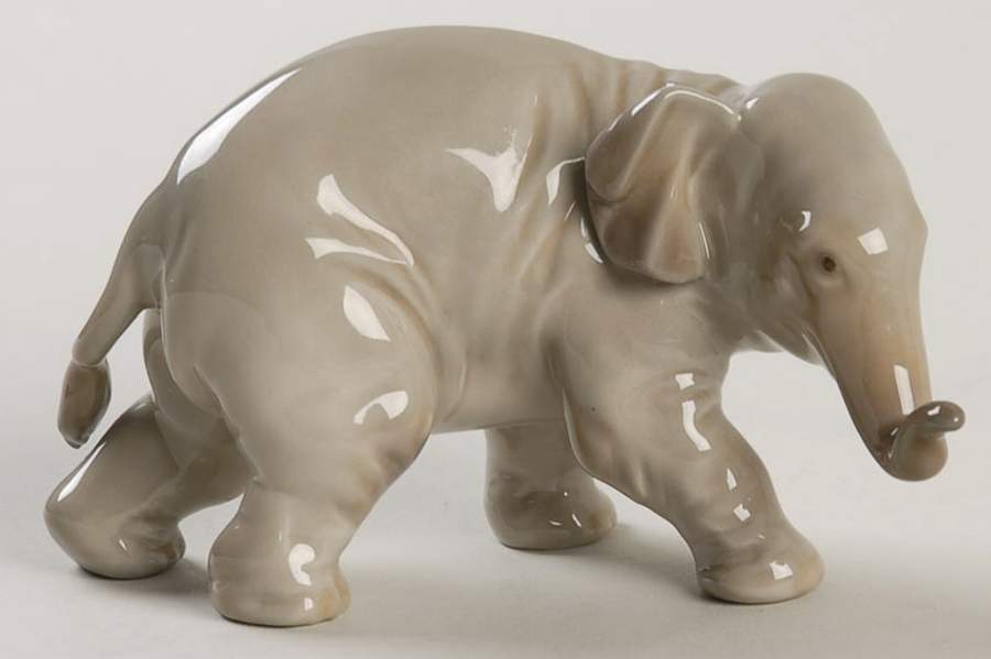 Miniature Animals Mini Elephant - Boxed by Lladro-1