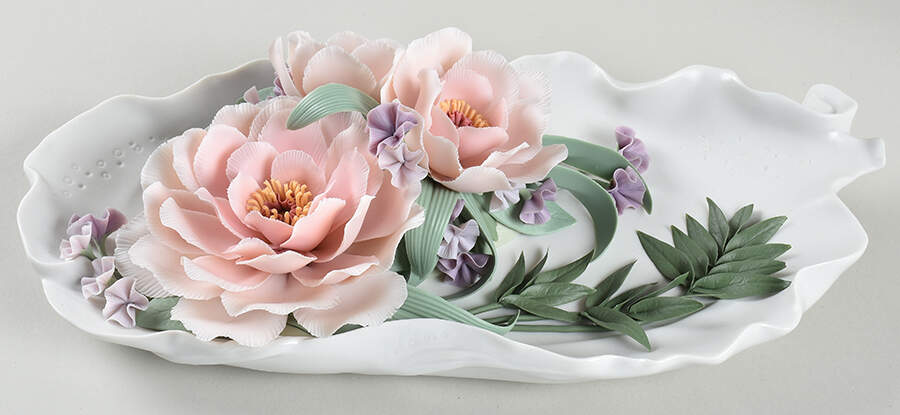 Floral Sculptures Tray With Peonies - Boxed by Lladro-1