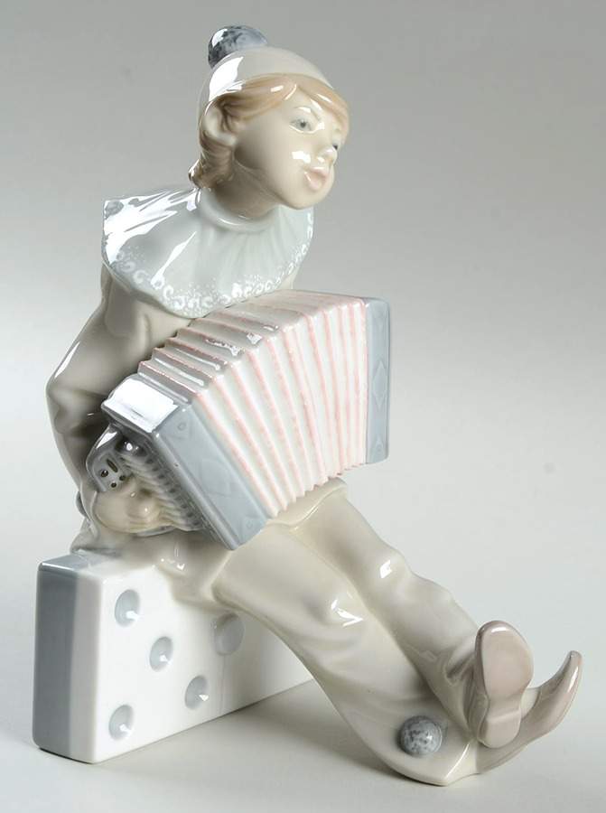 Pierrot Children Boy With Concertina - No Box by Lladro-1