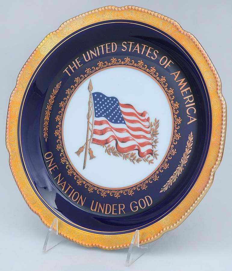 Lindner Plates Tribute To The Flag - With Box by Lindner-1