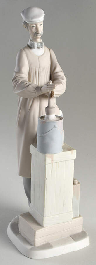 Professionals Painter - No Box by Lladro-1