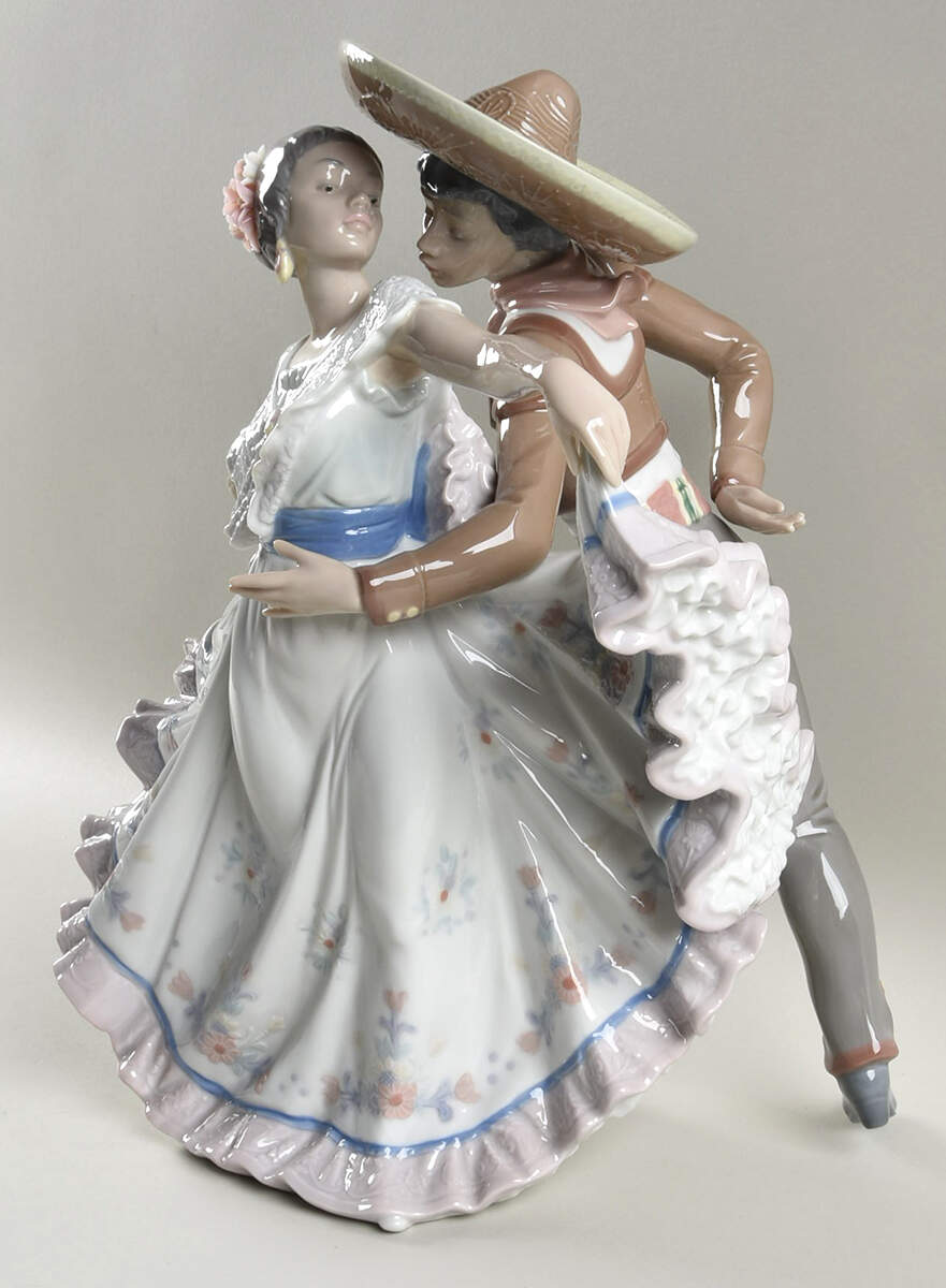 Dance Mexican Dancers - No Box by Lladro-1
