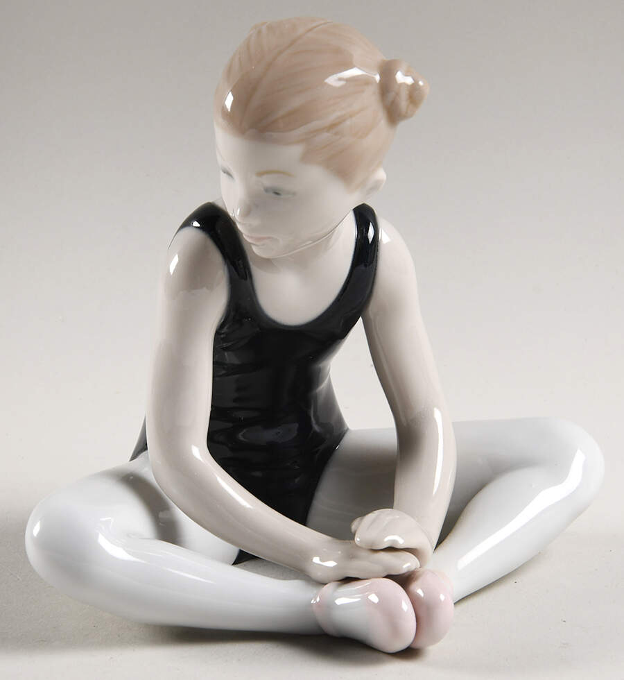 Dance Thinking Of My Debut - Boxed by Lladro-1
