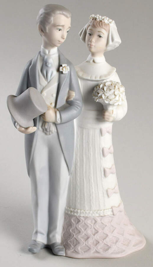 Wedding Wedding - Boxed by Lladro-1