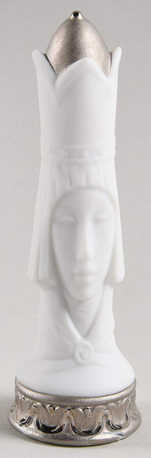 Re-Deco Chess Set Queen-White - Queen-White Chess Piece by Lladro-1