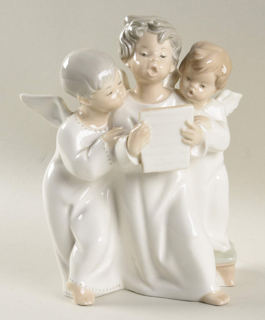 Little Angels in White Group Of Angels-Dots - Boxed by Lladro-1
