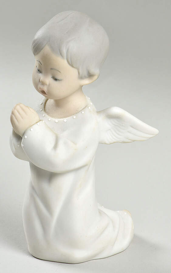 Little Angels in White Angel Praying - Dots - No Box by Lladro-1