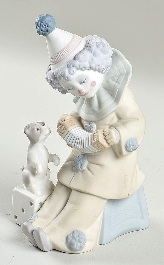 Commedia Dell'Arte Pierrot With Concertina - No Box by Lladro-1